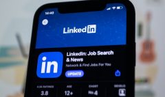 Como Adicionar Cursos no LinkedIn