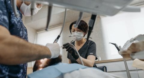 Quanto Tempo Dura o Curso de Auxiliar de Dentista