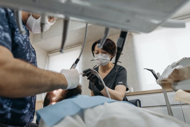 Quanto Tempo Dura o Curso de Auxiliar de Dentista