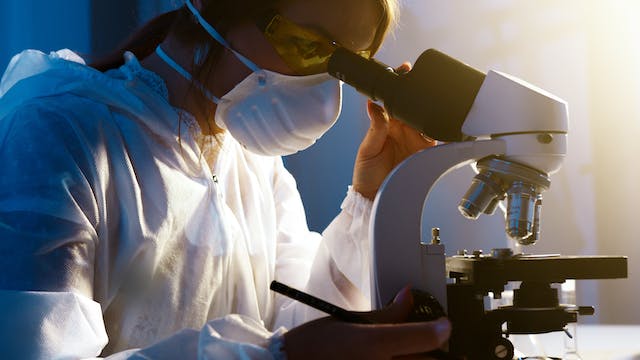 quanto tempo dura o curso de auxiliar de laboratorio