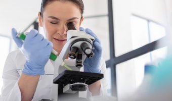 Capa do Curso de Biologia Molecular Aplicada